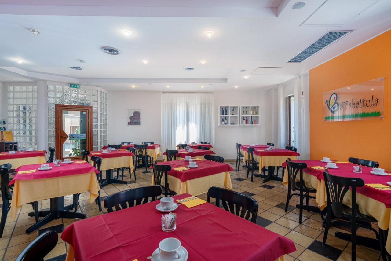 Hotel Marinaro Санта-Тереза-Галлура Екстер'єр фото