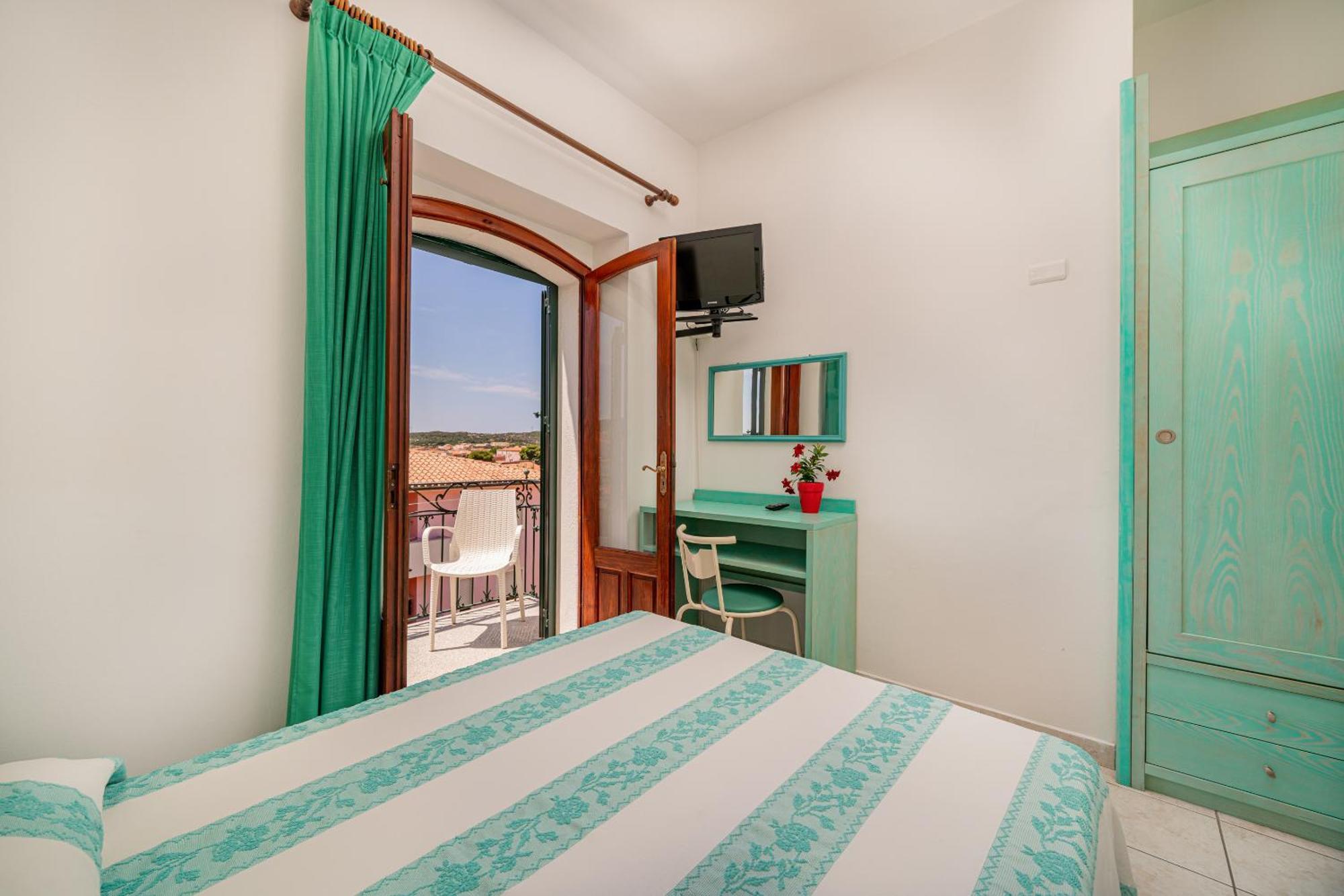 Hotel Marinaro Санта-Тереза-Галлура Екстер'єр фото